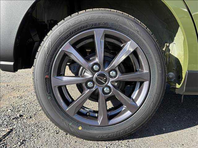 タント ファンクロス　届出済未使用車　衝突軽減ブレーキ　ロングスライドシート　　衝突軽減ブレーキ　ピラーレス　アイドリングストップ　コーナーセンサー　横滑り防止装置　ＬＥＤライト　オートエアコン　禁煙車　キーレスキー（12枚目）