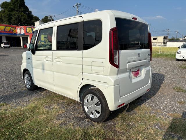 スペーシア ハイブリッドＧ　届出済未使用車　スズキセーフティサポート　横滑り防止装置　両側スライドドア　オートエアコン　オートライト　プッシュスタート　スマートキー　パワーウインドウ　アイドリングストップ　禁煙車　修復歴無（8枚目）