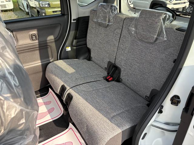 スペーシア ハイブリッドＧ　届出済未使用車　スズキセーフティサポート　横滑り防止装置　両側スライドドア　オートエアコン　オートライト　プッシュスタート　スマートキー　パワーウインドウ　アイドリングストップ　禁煙車　修復歴無（19枚目）