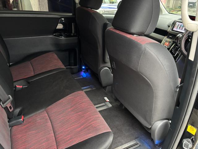 ヴォクシー ZS Gs’ 2オーナー 禁煙 純正ナビ DVD再生 Bluetooth フルTV バックカメラ USB パワースライドドア ETC HIDライト 純正アルミホイール スマートキー Gs’専用インテリア(39枚目)