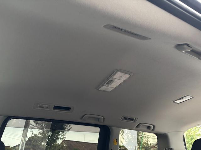 ヴォクシー ZS Gs’ 2オーナー 禁煙 純正ナビ DVD再生 Bluetooth フルTV バックカメラ USB パワースライドドア ETC HIDライト 純正アルミホイール スマートキー Gs’専用インテリア(51枚目)