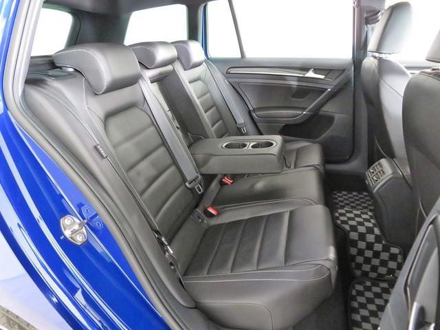 ベースグレード 4MOTION ディスカバープロ 禁煙車(9枚目)