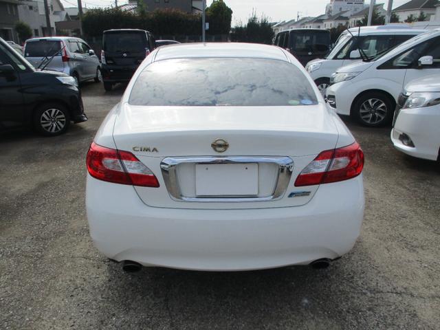 シーマ ハイブリッド　ＶＩＰ　Ｇ　ワンオーナー皮サンルーフナビフルセグＴＶＢモニター後席プライベートシアターシステムオートクルーズレーンキープアシスト冷暖房シート（5枚目）