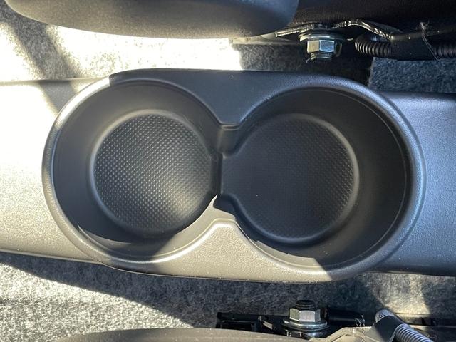アルト L アップグレードパック LEDヘッドライト オートエアコン 左右シートヒーター プライバシーガラス装備車 デュアルカメラブレーキサポート 純正ディスプレイオーディオ BT DVD再生 バックカメラ 禁煙(65枚目)