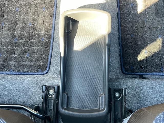 アルト L アップグレードパック LEDヘッドライト オートエアコン 左右シートヒーター プライバシーガラス装備車 デュアルカメラブレーキサポート 純正ディスプレイオーディオ BT DVD再生 バックカメラ 禁煙(66枚目)