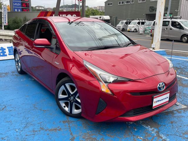 プリウス Ｓツーリングセレクション　禁煙車　メモリナビ　ＴＶ　Ｂｌｕｅｔｏｏｔｈ接続　ＳＤ再生　バックカメラ　ＥＴＣ　Ｗシートヒータ　黒合皮シート　ＬＥＤオートライト　ステアスイッチ　電動コーナーポール　専用ＣＰ付１７インチＡＷ（5枚目）