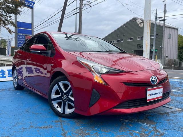 プリウス Ｓツーリングセレクション　禁煙車　メモリナビ　ＴＶ　Ｂｌｕｅｔｏｏｔｈ接続　ＳＤ再生　バックカメラ　ＥＴＣ　Ｗシートヒータ　黒合皮シート　ＬＥＤオートライト　ステアスイッチ　電動コーナーポール　専用ＣＰ付１７インチＡＷ（6枚目）