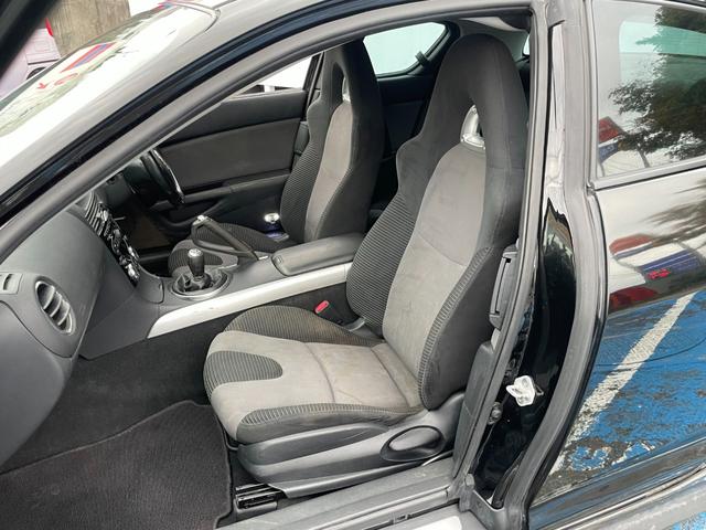 ＲＸ－８ タイプＳ　ＬＥＧモータースポーツフロントバンパー　ＡＵＴＯＥＸＥサイド　ＡＵＴＯＥＸＥリアバンパー　オプションＢＰＳＥサウンド　ルーフビルトインＥＴＣ　キセノンライト　ユーザー買取車　６速マニュアル　修復無（49枚目）