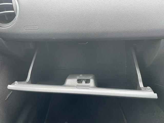 ＲＸ－８ タイプＳ　ＬＥＧモータースポーツフロントバンパー　ＡＵＴＯＥＸＥサイド　ＡＵＴＯＥＸＥリアバンパー　オプションＢＰＳＥサウンド　ルーフビルトインＥＴＣ　キセノンライト　ユーザー買取車　６速マニュアル　修復無（68枚目）