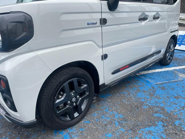 スペーシアギア ハイブリッドＸＺ　ターボ　全方位モニター付メモリーナビ（スズキコネクト）装着車　アダクティブクルーズＩＩ　デュアルカメラブレーキサポート　両側電動扉　左右シートヒーター　ＥＴＣ２．０　ヘッドアップディスプレイ　禁煙車（28枚目）