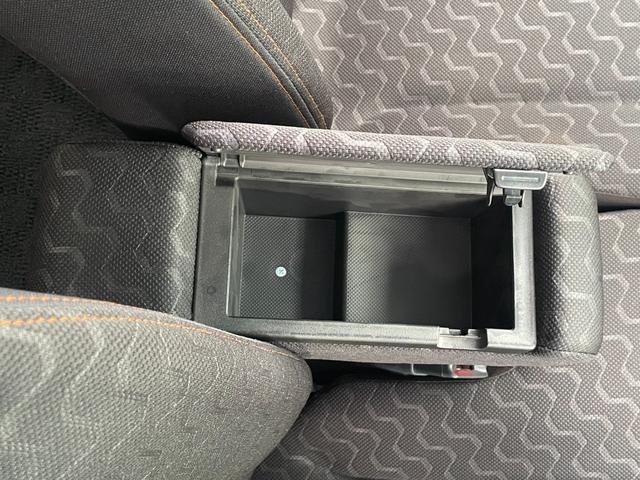 スペーシアギア ハイブリッドＸＺ　ターボ　全方位モニター付メモリーナビ（スズキコネクト）装着車　アダクティブクルーズＩＩ　デュアルカメラブレーキサポート　両側電動扉　左右シートヒーター　ＥＴＣ２．０　ヘッドアップディスプレイ　禁煙車（65枚目）