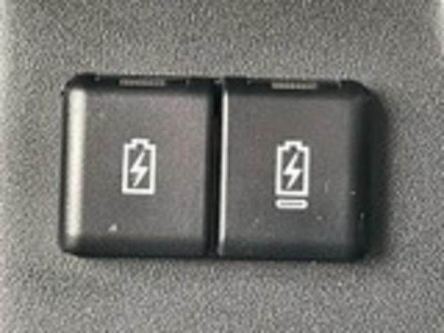 スペーシアギア ハイブリッドＸＺ　ターボ　全方位モニター付メモリーナビ（スズキコネクト）装着車　アダクティブクルーズＩＩ　デュアルカメラブレーキサポート　両側電動扉　左右シートヒーター　ＥＴＣ２．０　ヘッドアップディスプレイ　禁煙車（72枚目）