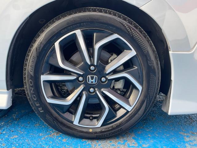 フィット ｅ：ＨＥＶホーム　無限フルエアロ＆ＬＥＤデイライト＆マフラー＆デカールセット　２トーン　コンフォートビューＰＫＧ　純正９インチナビ　バックカメラ　フルセグ　ＤＶＤ　ＢＴ　前後ドラレコ　ＥＴＣ　クリアランスソナー　禁煙車（38枚目）