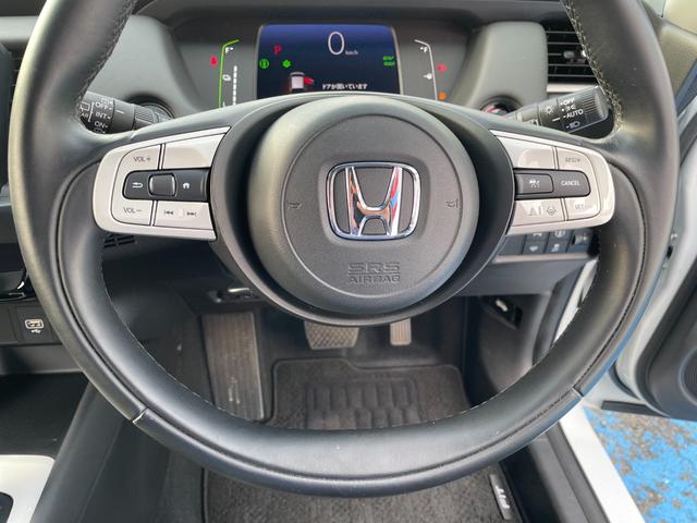 フィット ｅ：ＨＥＶホーム　無限フルエアロ＆ＬＥＤデイライト＆マフラー＆デカールセット　２トーン　コンフォートビューＰＫＧ　純正９インチナビ　バックカメラ　フルセグ　ＤＶＤ　ＢＴ　前後ドラレコ　ＥＴＣ　クリアランスソナー　禁煙車（59枚目）