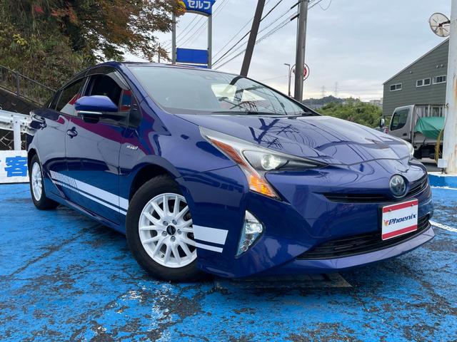 プリウス S 当店買取車 セーフティセンス メモリナビ フルセグ Bluetooth接続 バックカメラ ETC LEDオートライト&フォグ 黒革調シートカバー トノカバー 15インチホワイトAW ディーラー記録簿有(7枚目)