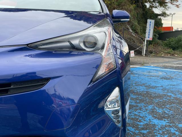 プリウス S 当店買取車 セーフティセンス メモリナビ フルセグ Bluetooth接続 バックカメラ ETC LEDオートライト&フォグ 黒革調シートカバー トノカバー 15インチホワイトAW ディーラー記録簿有(17枚目)