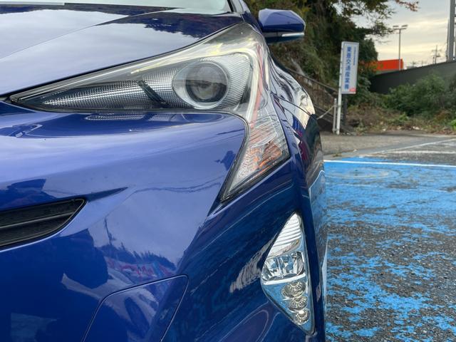 プリウス S 当店買取車 セーフティセンス メモリナビ フルセグ Bluetooth接続 バックカメラ ETC LEDオートライト&フォグ 黒革調シートカバー トノカバー 15インチホワイトAW ディーラー記録簿有(18枚目)
