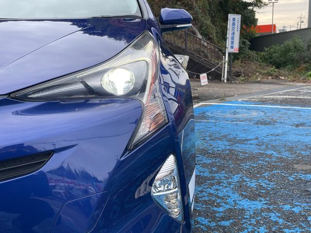 プリウス S 当店買取車 セーフティセンス メモリナビ フルセグ Bluetooth接続 バックカメラ ETC LEDオートライト&フォグ 黒革調シートカバー トノカバー 15インチホワイトAW ディーラー記録簿有(19枚目)
