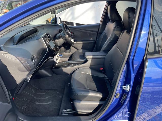 プリウス S 当店買取車 セーフティセンス メモリナビ フルセグ Bluetooth接続 バックカメラ ETC LEDオートライト&フォグ 黒革調シートカバー トノカバー 15インチホワイトAW ディーラー記録簿有(52枚目)