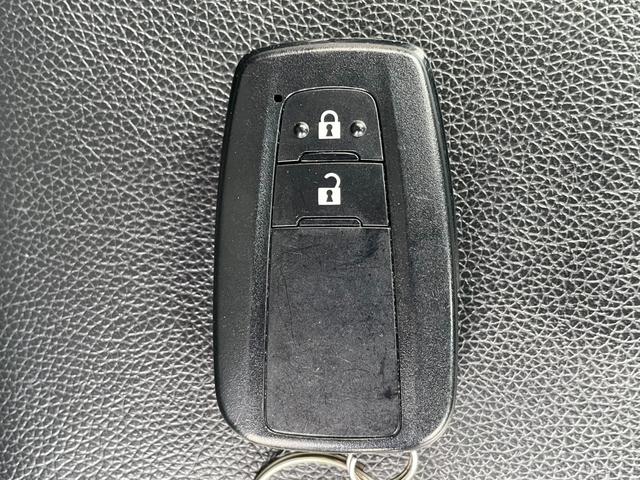 プリウス S 当店買取車 セーフティセンス メモリナビ フルセグ Bluetooth接続 バックカメラ ETC LEDオートライト&フォグ 黒革調シートカバー トノカバー 15インチホワイトAW ディーラー記録簿有(76枚目)