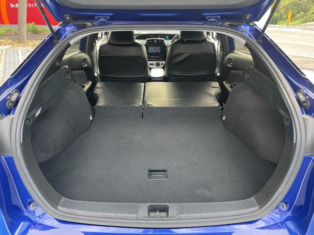 プリウス S 当店買取車 セーフティセンス メモリナビ フルセグ Bluetooth接続 バックカメラ ETC LEDオートライト&フォグ 黒革調シートカバー トノカバー 15インチホワイトAW ディーラー記録簿有(80枚目)