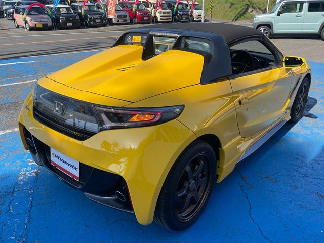 Ｓ６６０ α　６速ＭＴ　モデューロバンパー＆無限エアロ　左右２本出しマフラー　レイズＴＥ３７　アルカンターラステアリング　センターディスプレイ　Ｂｌｕｅｔｏｏｔｈ接続　バックカメラ　Ｗシートヒーター　ＥＴＣ　ＬＥＤ（11枚目）