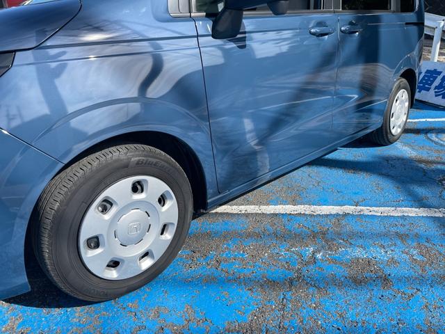 フリード ｅ：ＨＥＶエアー　ホンダセンシング　１１．４型ナビ　フルセグＴＶ　Ｂｌｕｅｔｏｏｔｈ接続　バックカメラ　前後ドラレコ　ＥＴＣ２．０　Ｐソナー　ＬＥＤオートライト　ステアスイッチ　両側電動スライドドア　ＣＭＢＳ　ＬＫＡＳ（27枚目）