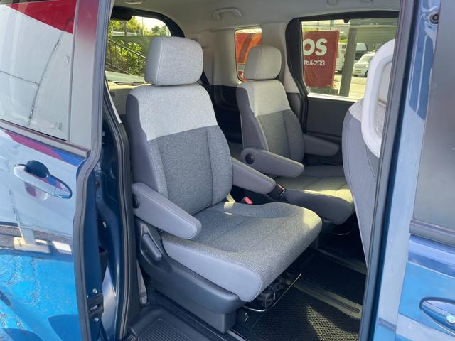 フリード ｅ：ＨＥＶエアー　ホンダセンシング　１１．４型ナビ　フルセグＴＶ　Ｂｌｕｅｔｏｏｔｈ接続　バックカメラ　前後ドラレコ　ＥＴＣ２．０　Ｐソナー　ＬＥＤオートライト　ステアスイッチ　両側電動スライドドア　ＣＭＢＳ　ＬＫＡＳ（48枚目）