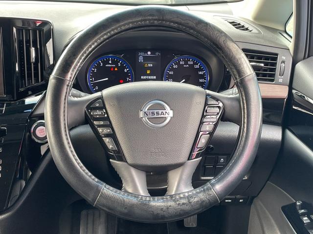 エルグランド 350ハイウェイスター ニスモマフラー・エアロ 10インチSDナビ Bluetooth接続 アラウンドビューカメラ Wサンルーフ 電動Rゲート フリップダウンモニタ 1タッチWパワスラ 前後ドラレコ ETC2.0 Pソナー(42枚目)