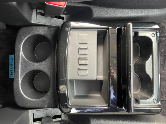 エルグランド 350ハイウェイスター ニスモマフラー・エアロ 10インチSDナビ Bluetooth接続 アラウンドビューカメラ Wサンルーフ 電動Rゲート フリップダウンモニタ 1タッチWパワスラ 前後ドラレコ ETC2.0 Pソナー(66枚目)