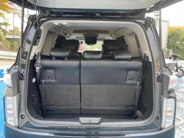 エルグランド 350ハイウェイスター ニスモマフラー・エアロ 10インチSDナビ Bluetooth接続 アラウンドビューカメラ Wサンルーフ 電動Rゲート フリップダウンモニタ 1タッチWパワスラ 前後ドラレコ ETC2.0 Pソナー(77枚目)