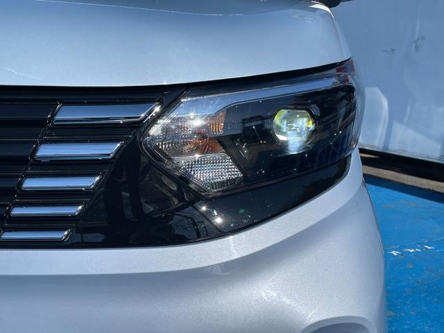 ルークス Ｘターボ　２トーンカラールーフ　９インチナビ　ＤＶＤ　ＢＴ　全方位アラウンドビューモニター　フルセグ　前後ドラレコ　ＥＴＣ　両側ハンズフリーオートスライドドア　リアサーキュレーター　ＬＥＤライト　禁煙車（19枚目）