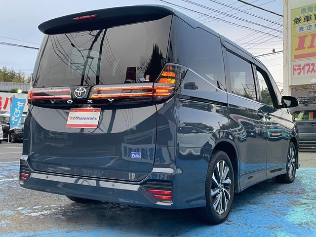 ヴォクシー Ｓ－Ｚ　セーフティセンス　１０．５型ナビ　バックカメラ　フルセグ　Ｂｌｕｅｔｏｏｔｈ接続　ＨＤＭＩ　カープレイ　１４型フリップダウンモニタ　前後ドラレコ　１タッチＷパワスラ　ＥＴＣ２．０　Ｐソナー　温シート（10枚目）