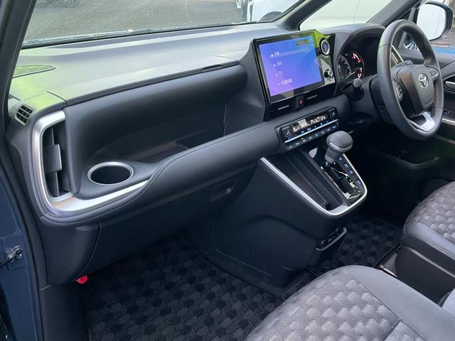 ヴォクシー Ｓ－Ｚ　セーフティセンス　１０．５型ナビ　バックカメラ　フルセグ　Ｂｌｕｅｔｏｏｔｈ接続　ＨＤＭＩ　カープレイ　１４型フリップダウンモニタ　前後ドラレコ　１タッチＷパワスラ　ＥＴＣ２．０　Ｐソナー　温シート（45枚目）