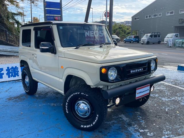 ジムニー ＸＣ　モンスターファーム２インチＵＰ足＆トレーティングアーム　オートルビーズ前後バンパー＆グリル＆リアステップ　ＤＥＥＮクロスカントリー＆オープンカントリーＲ／Ｔ５本付　５次元マフラー　純正８型ナビＢカメラ（6枚目）