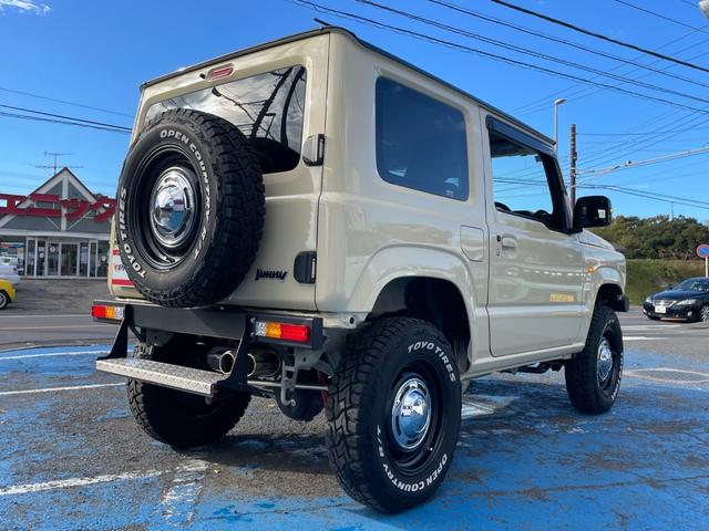 ジムニー ＸＣ　モンスターファーム２インチＵＰ足＆トレーティングアーム　オートルビーズ前後バンパー＆グリル＆リアステップ　ＤＥＥＮクロスカントリー＆オープンカントリーＲ／Ｔ５本付　５次元マフラー　純正８型ナビＢカメラ（10枚目）