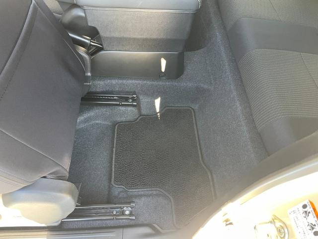 ジムニー ＸＣ　モンスターファーム２インチＵＰ足＆トレーティングアーム　オートルビーズ前後バンパー＆グリル＆リアステップ　ＤＥＥＮクロスカントリー＆オープンカントリーＲ／Ｔ５本付　５次元マフラー　純正８型ナビＢカメラ（53枚目）