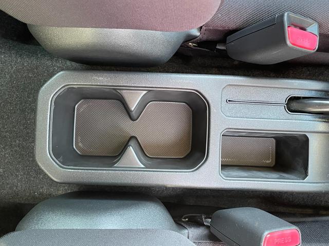 ジムニー ＸＣ　モンスターファーム２インチＵＰ足＆トレーティングアーム　オートルビーズ前後バンパー＆グリル＆リアステップ　ＤＥＥＮクロスカントリー＆オープンカントリーＲ／Ｔ５本付　５次元マフラー　純正８型ナビＢカメラ（64枚目）