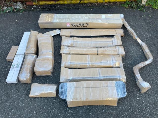 ジムニー ＸＣ　モンスターファーム２インチＵＰ足＆トレーティングアーム　オートルビーズ前後バンパー＆グリル＆リアステップ　ＤＥＥＮクロスカントリー＆オープンカントリーＲ／Ｔ５本付　５次元マフラー　純正８型ナビＢカメラ（80枚目）