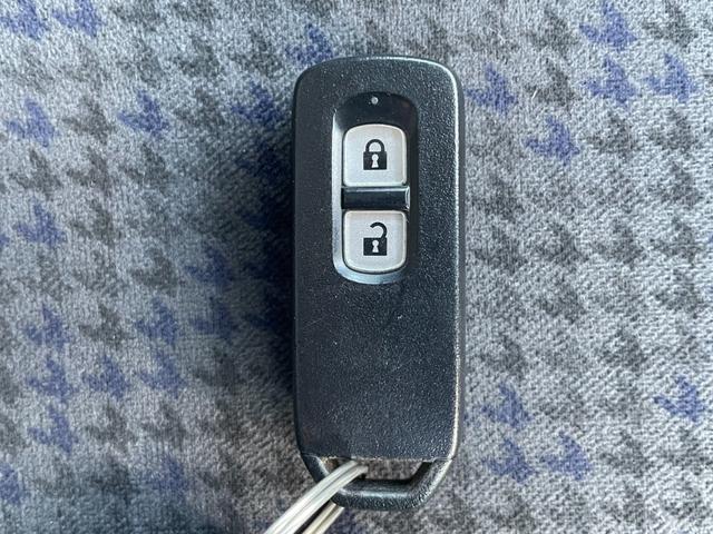 Ｎ－ＯＮＥ Ｇ・Ｌパッケージ　ナビ装着ＳＰパッケージ　ブラックインテリア　ユーザー買取車　ＡｌｌｅｒＣｌｅａｎシート　　ナビ連動ＥＴＣ　Ｂカメラ　ＴＶ　ＢＴ　ＨＩＤオートライト　オートリトラミラー　スマートキー　１４インチＡＷ（75枚目）