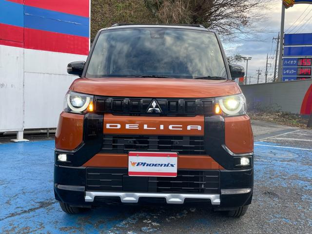 ４ＷＤ　９インチＳＤナビ　フルセグ　Ｂｌｕｅｔｏｏｔｈ接続　ＨＤＭＩ　アラウンドビューカメラ　ルーフキャリア　ＯＰデカール　デジタルミラー　ハンズフリーＷパワスラ　Ｐソナー　シート・ステアヒーター