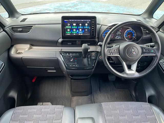 ４ＷＤ　９インチＳＤナビ　フルセグ　Ｂｌｕｅｔｏｏｔｈ接続　ＨＤＭＩ　アラウンドビューカメラ　ルーフキャリア　ＯＰデカール　デジタルミラー　ハンズフリーＷパワスラ　Ｐソナー　シート・ステアヒーター