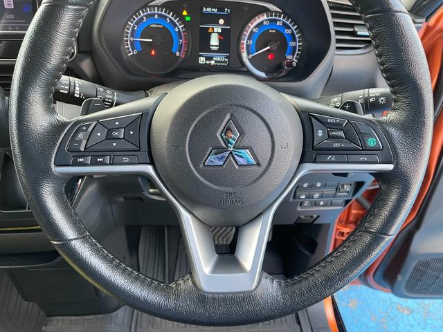 ４ＷＤ　９インチＳＤナビ　フルセグ　Ｂｌｕｅｔｏｏｔｈ接続　ＨＤＭＩ　アラウンドビューカメラ　ルーフキャリア　ＯＰデカール　デジタルミラー　ハンズフリーＷパワスラ　Ｐソナー　シート・ステアヒーター