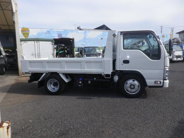 エルフトラック SG 3トン強化ダンプ フルフラットロー アドブルー プリクラッシュセーフティ キーレス 左側電格ミラー HSA ASR ETC BTラジオ フォグランプ(4枚目)