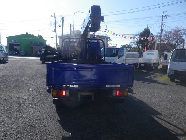 エルフトラック 　２トン標準　４段クレーン　ラジコンフックイン　古河ユニックＵＲＵ２６４　ブルーメタリックオールペイント　クレーンワイヤー新品　メッキパーツ付　キーレス　ＥＴＣ　ＨＳＡ　ＡＳＲ（6枚目）