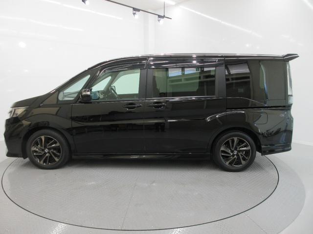 ステップワゴンスパーダ スパーダ・クールスピリットホンダセンシングブラスタ 純正10インチメモリーナビ 純正11.6インチリヤルーフモニター 純正フロントドライブレコーダー フロント左右シートヒーター サイドエアバッグ 左右電動スライドドア ETC USB 禁煙車 7人乗り(8枚目)