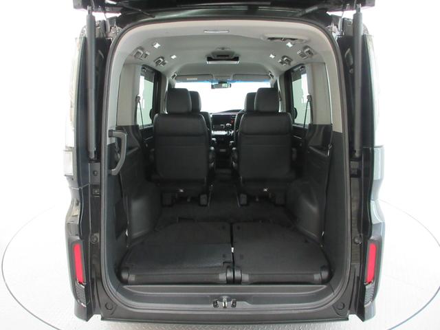 ステップワゴンスパーダ スパーダ・クールスピリットホンダセンシングブラスタ 純正10インチメモリーナビ 純正11.6インチリヤルーフモニター 純正フロントドライブレコーダー フロント左右シートヒーター サイドエアバッグ 左右電動スライドドア ETC USB 禁煙車 7人乗り(14枚目)