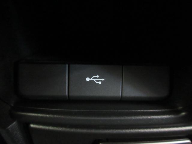 ステップワゴンスパーダ スパーダ・クールスピリットホンダセンシングブラスタ 純正10インチメモリーナビ 純正11.6インチリヤルーフモニター 純正フロントドライブレコーダー フロント左右シートヒーター サイドエアバッグ 左右電動スライドドア ETC USB 禁煙車 7人乗り(21枚目)