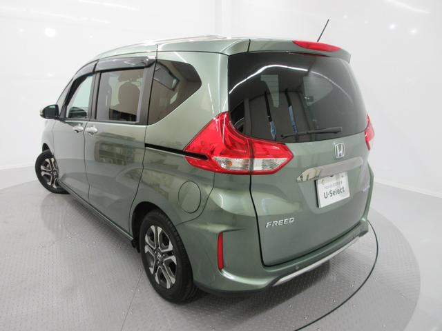 フリードハイブリッド ハイブリッド・クロスター 純正9インチメモリーナビ 10インチリヤルーフモニター 純正前後ドライブレコーダー フロント左右シートヒーター サイドエアバッグ 純正アルミホイール LEDヘッドライト ETC2.0 禁煙車 6人乗り(9枚目)