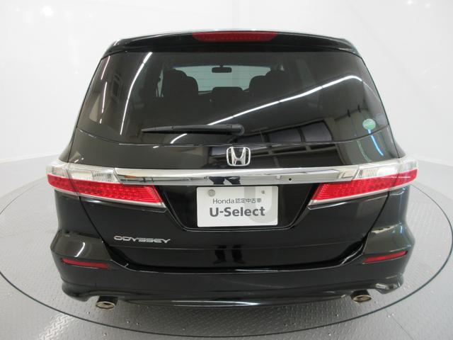 オデッセイ ＭＸ・エアロパッケージ　純正ＨＤＤナビ　ディスチャージヘッドライト　リヤカメラ　フロントコーナーセンサー　純正アルミホイール　スマートキー　ミュージックラック　ＶＳＡ　ＵＳＢ　ＥＴＣ　禁煙車　７人乗り（9枚目）